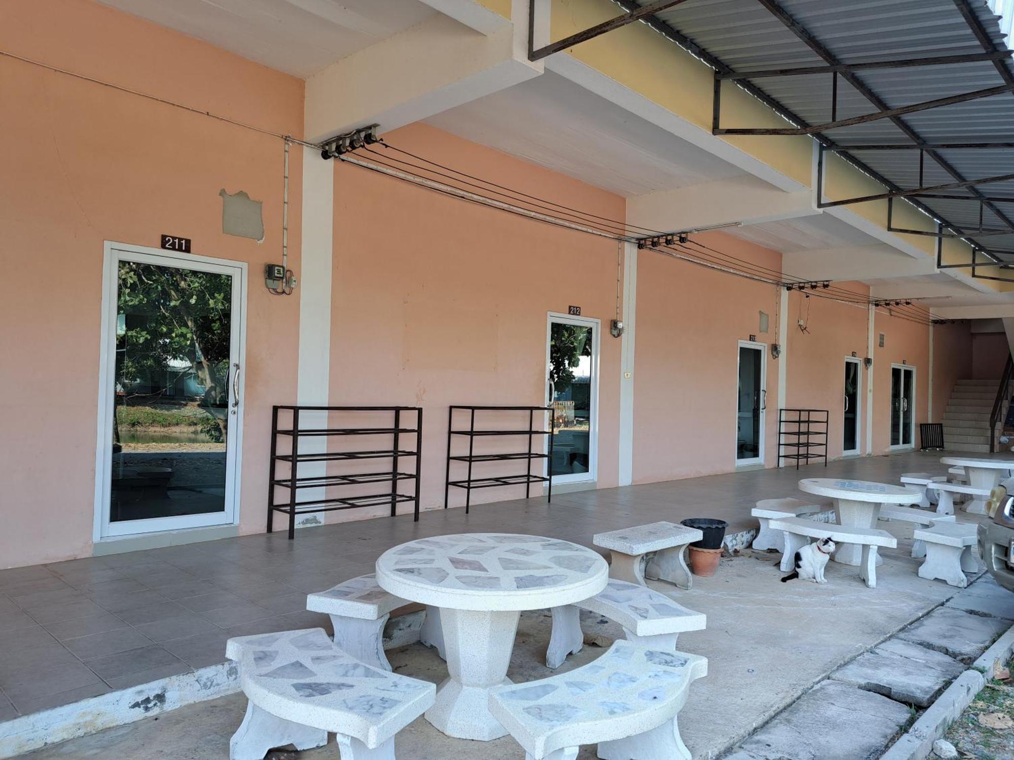Armthong Resort Nakhon Nayok Exterior photo